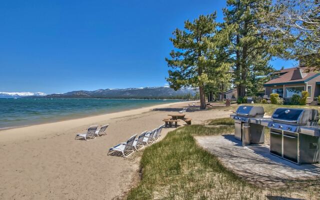 619 Lakefront