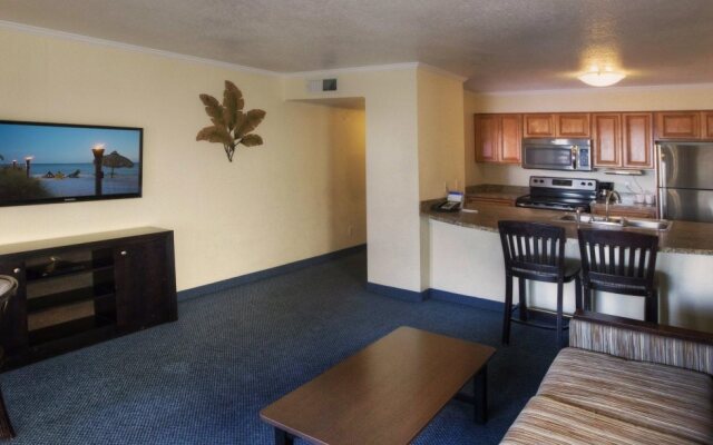 Sailport Waterfront Suites