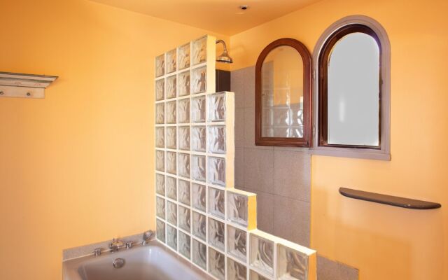 Premium Villa in Ollioules with Swimming Pool