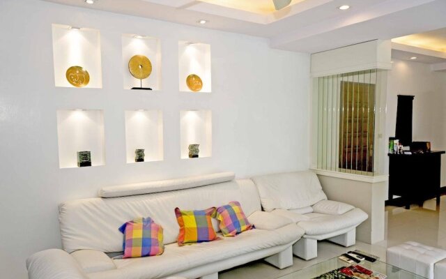 The White Villa Patong