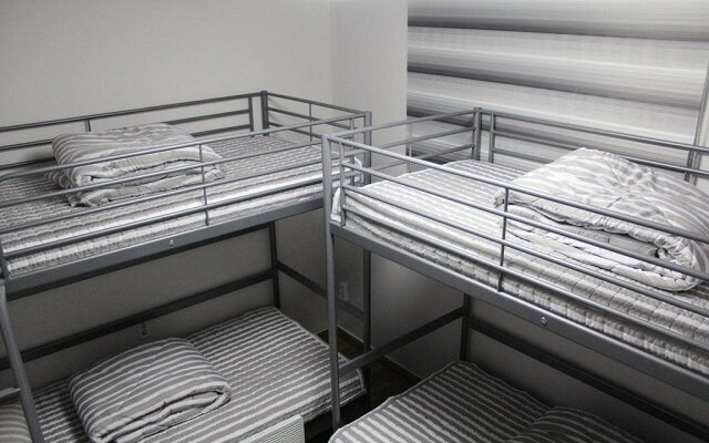Orange Guesthouse - Hostel