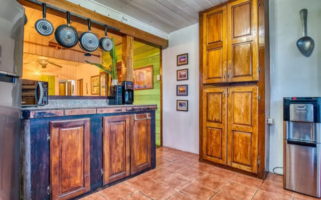 Saigon Bay Bed & Breakfast