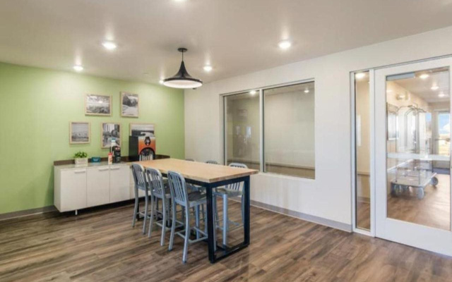 Woodspring Suites Ashland - Richmond North