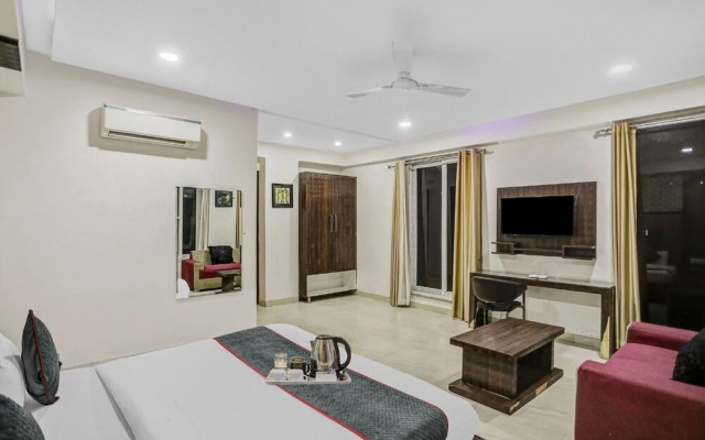 OYO Townhouse 22956 Hotel Grand Residency