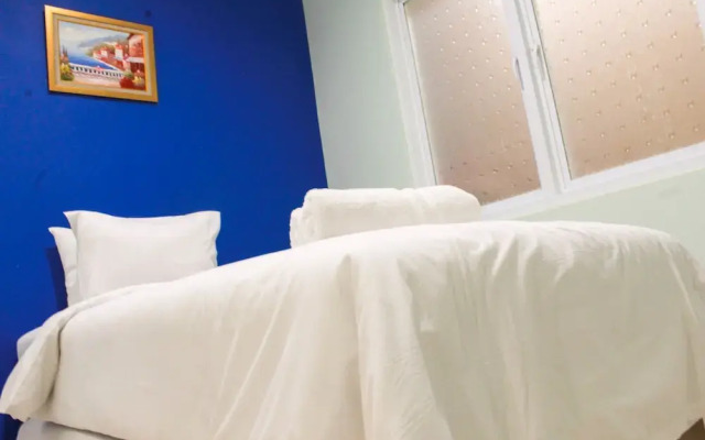 Studio Guesthouse near Central Park