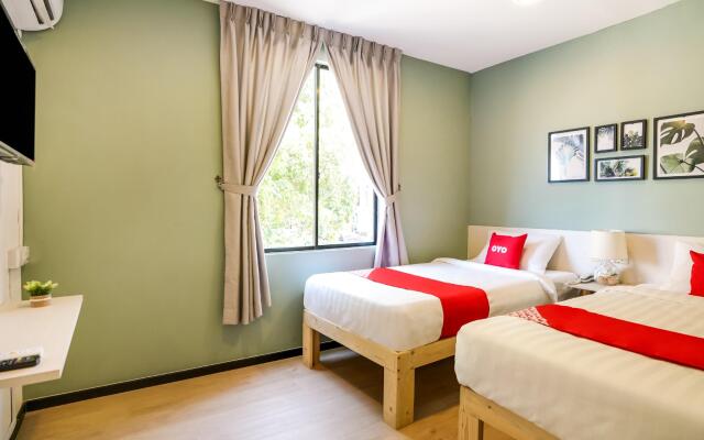 OYO 89603 Treeline Urban Inn