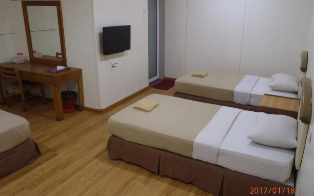 Sabrina Court Hotel