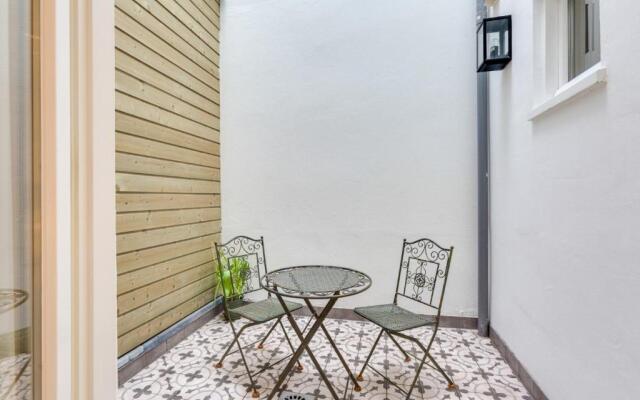 Luxurious Studio Jordaan Couple Getaway