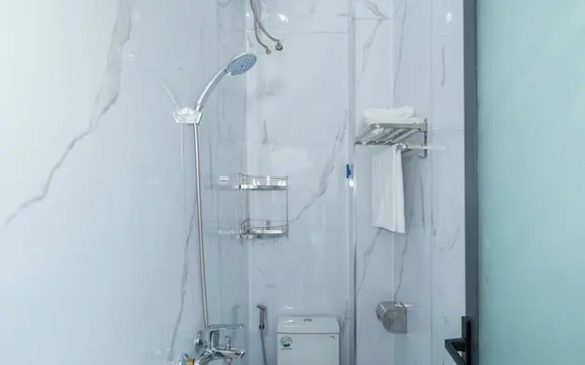Green Homestay – Bathroom – Da Nang