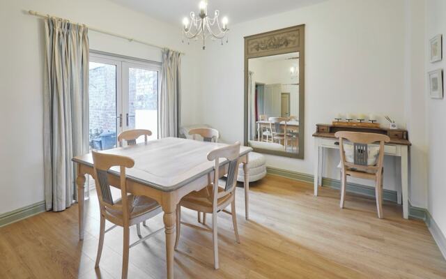 Host Stay St Denys View