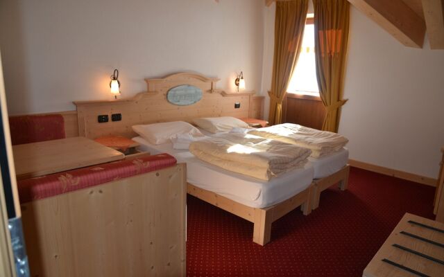 Albergo 2000