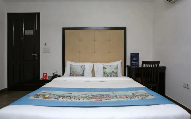 OYO Premium Bhikaji Cama Place