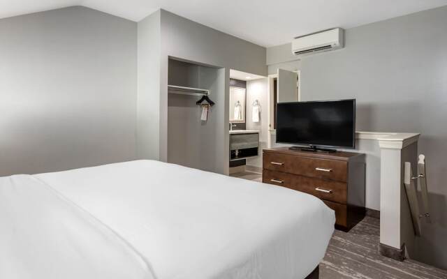 Amwell Suites Somerset Bridgewater