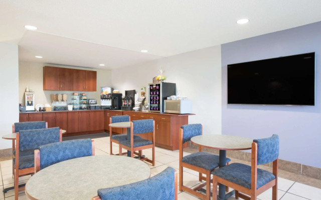 Microtel Inn & Suites by Wyndham Gardendale/Birmingham North