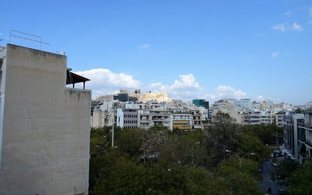 Minimal Luxury near Acropolis