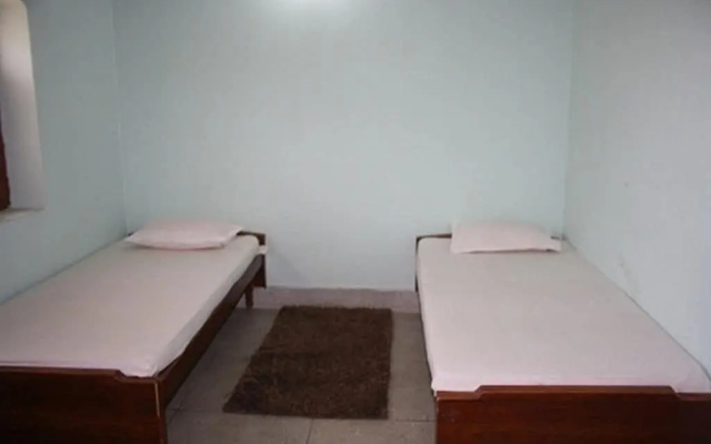 Rainbow Guest House – Guest Rooms – Bodh Gaya