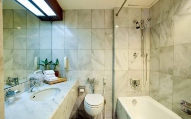 Elmi Hotel