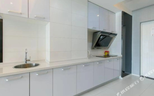 Xianhang hotel apartment (Jinan Wanhong Plaza store)