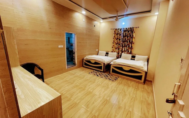 Sunrise Hotel & Restaurant