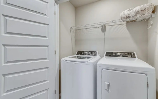 Pensacola Vacation Rental w/ Community Pool!