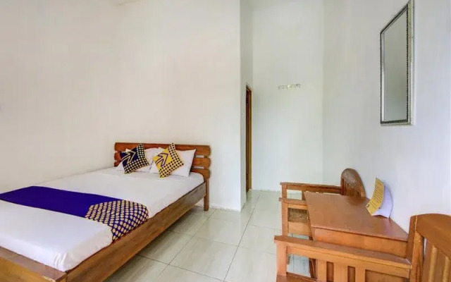 SPOT ON 90040 Pondok Manggir