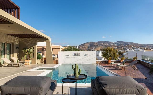 Coocono Tinos Private Villas