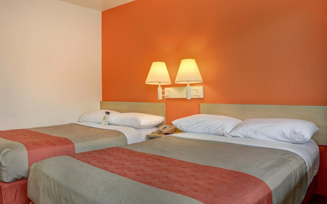 Motel 6 Portland, OR - Central