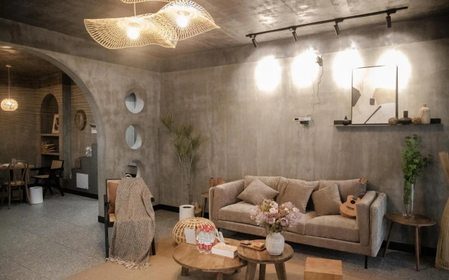 Locals Apartment Place 18