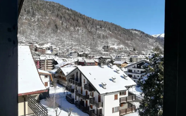 Charming Mountain Penthouse