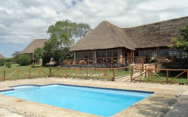 Ihamba Lakeside Safari Lodge