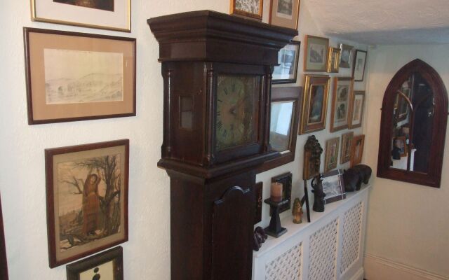 The Hillcroft Boutique Unique - Guest House