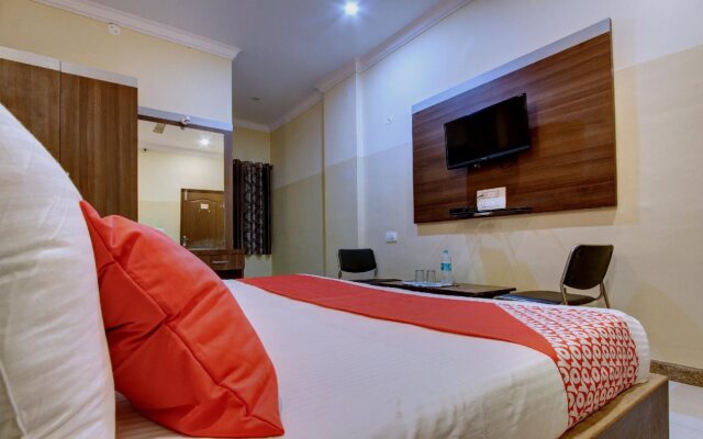 Rathneshwari Residency By OYO Rooms