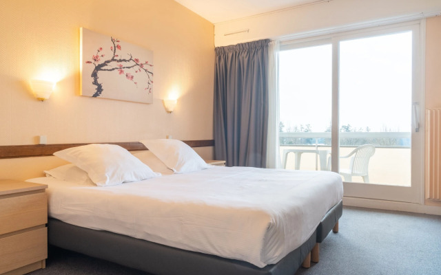 Brit Hotel Le Parc Vichy