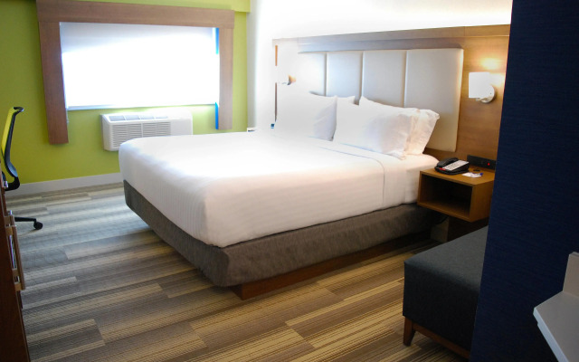 Holiday Inn Express Vancouver Airport Richmond by IHG