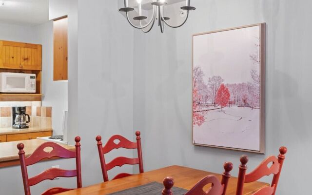 PENTHOUSE in the HEART of Panorama Village | TRUE Ski In/Out | Pools & Hot Tubs