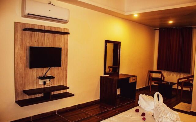 Hotel Charan Kamal
