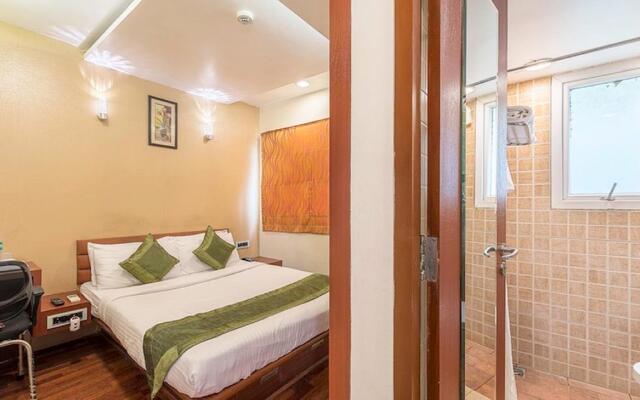 Treebo Saravana Boutique Inn