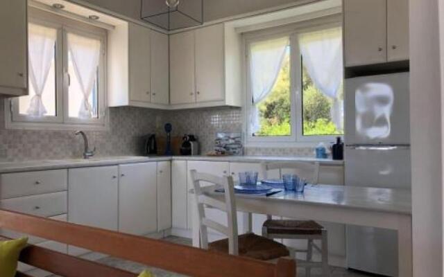 Holiday Home 2 Bedrooms 1 Bathroom - Afantou