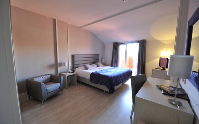 Hotel Puerta de Segovia