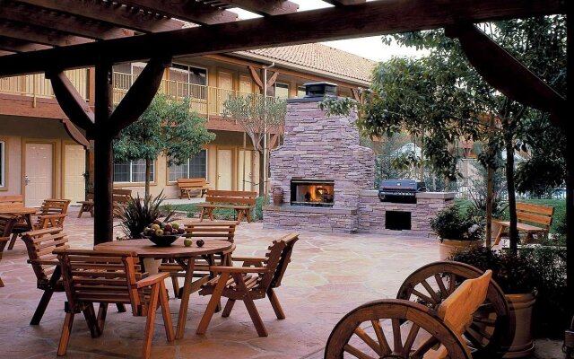 Best Western Corona Hotel & Suites