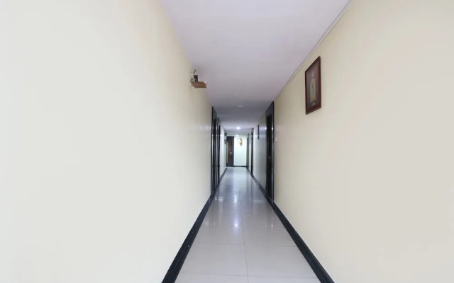 Fabhotel Royal Residency Ii