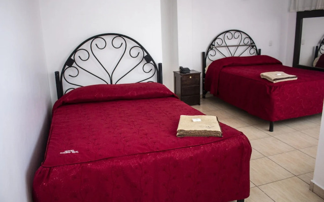 Hotel Camino Real