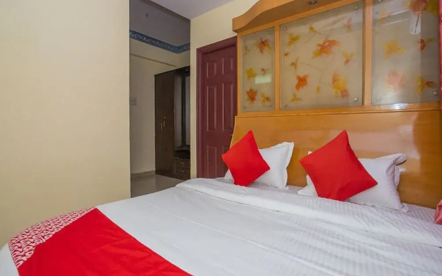 New Aishwarya Comforts By OYO Rooms