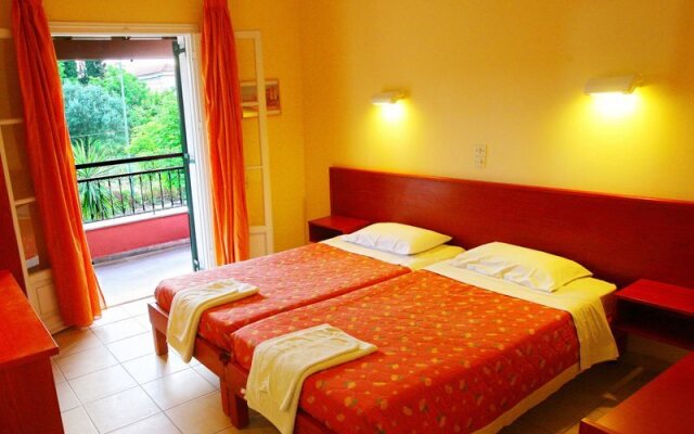 Zefiros Apartments