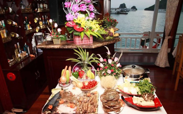 Viola Cruise Halong Bay