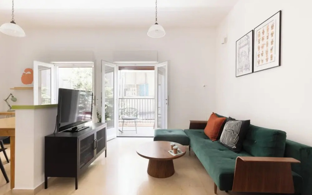 Diz 3 By TLV2rent