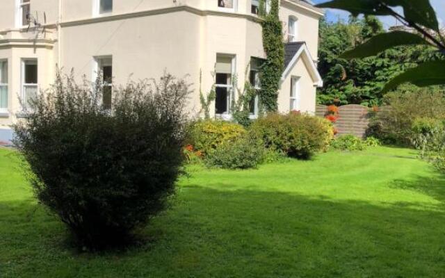 Galway Manor Banba House Sleeps 2-26