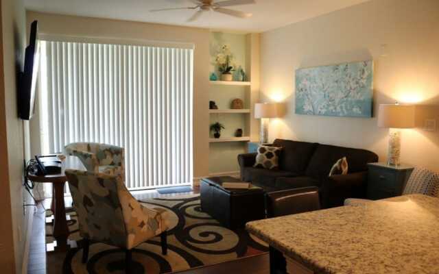 "luxury Legacy Dunes Condo Close to Disney, Golf and Orlando Fun!"