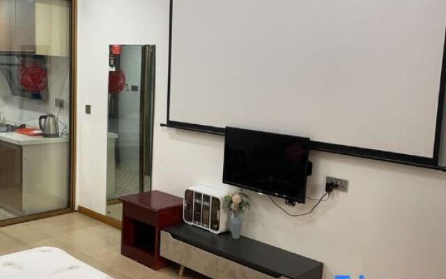 Youke Homestay (Hubei University of Economics, Canglong Island, Wuhan)