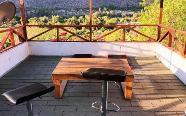 Hostal AlYaras